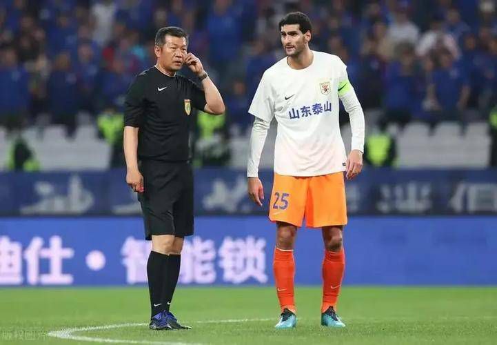 同组的榜首球队布拉格斯拉维亚4-0击败塞尔维特，最终布拉格斯拉维亚头名直接晋级，罗马以小组第二进入16强附加赛。